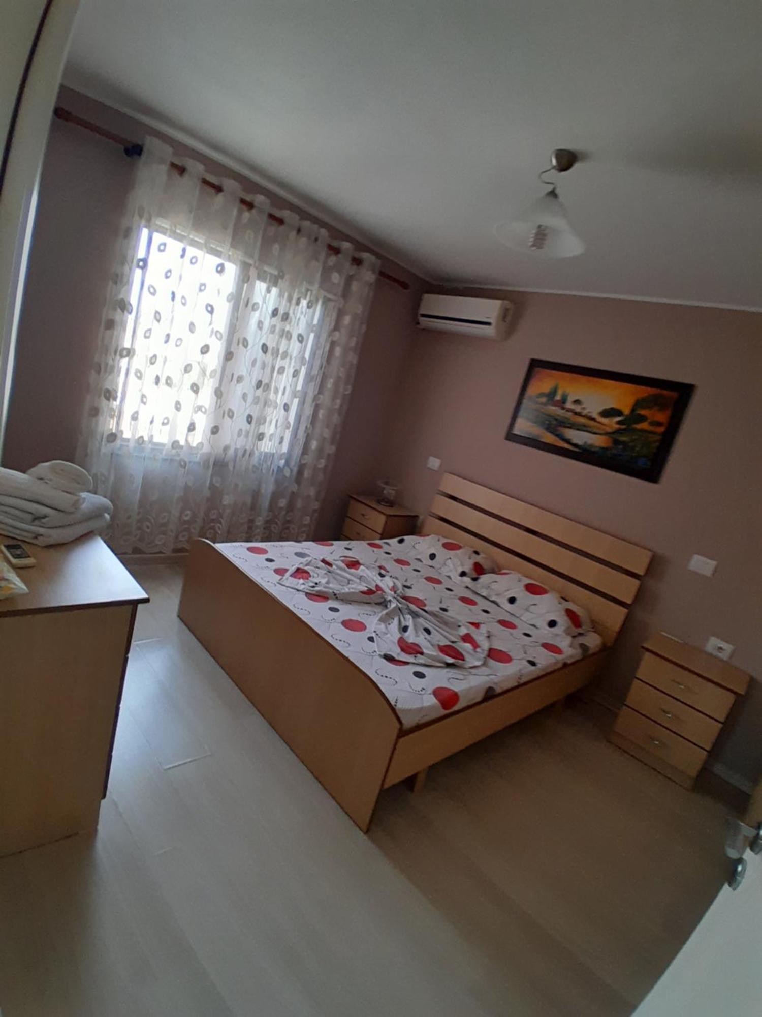 Cufaj Apartaments Shkodra Exterior foto